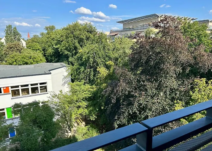 Neukoln Studios